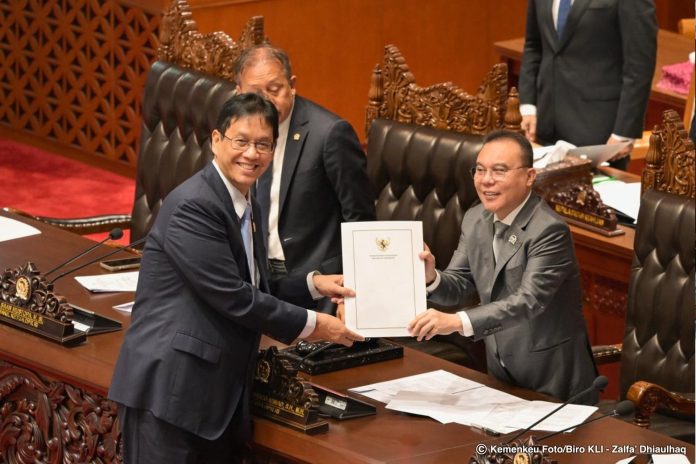 DPR Sahkan UU P2SK untuk Perkuat Stabilitas Sistem Keuangan Nasional